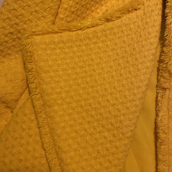 Ann Taylor yellow jacket - Picture 3 of 5